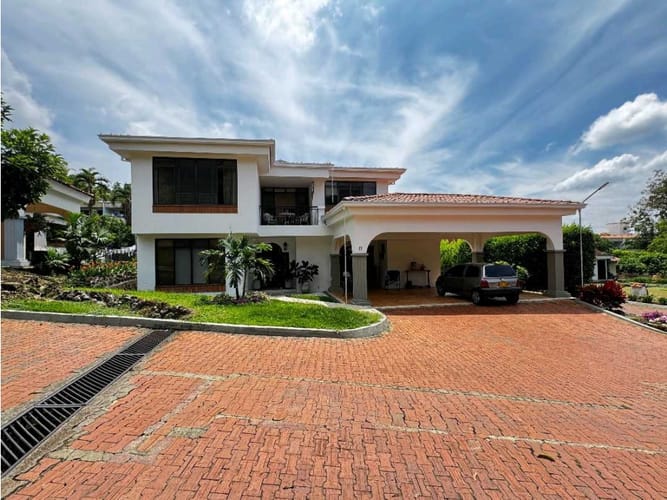 Casa de 5 alcobas en venta en Pance, Cali, 320 m² · foto 1 de 10