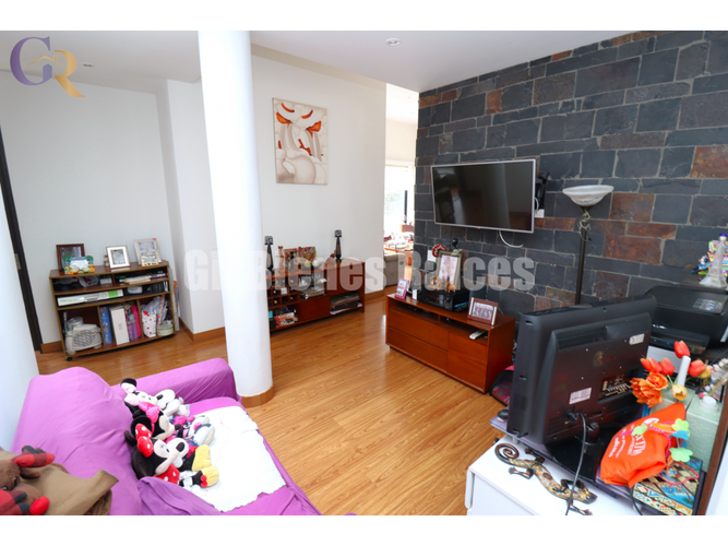 Casa de 3 alcobas en venta en Rozo, Cota, 239 m² · foto 10 de 24