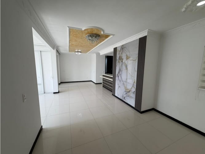 Apartamento de 3 alcobas en venta en Valle Del Lili, Cali, 84 m² · foto 3 de 20