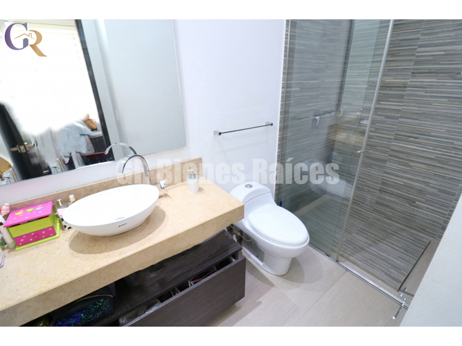 Casa de 3 alcobas en venta en Rozo, Cota, 239 m² · foto 13 de 24