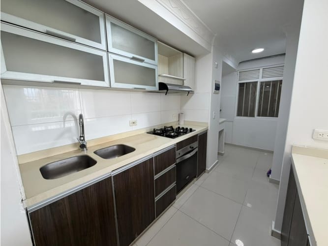 Apartamento de 3 alcobas en venta en Valle Del Lili, Cali, 84 m² · foto 7 de 20