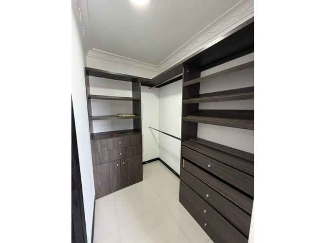 Apartamento de 3 alcobas en venta en Valle Del Lili, Cali, 84 m² · foto 11 de 20