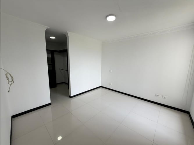 Apartamento de 3 alcobas en venta en Valle Del Lili, Cali, 84 m² · foto 13 de 20