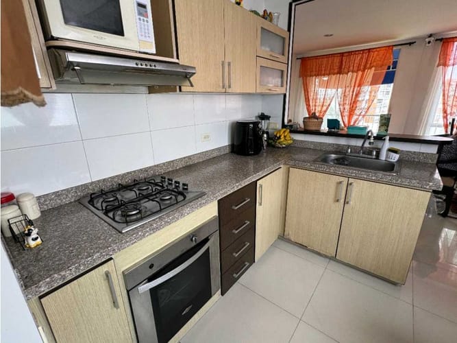 Apartamento de 3 alcobas en venta en Valle Del Lili, Cali, 83 m² · foto 4 de 11