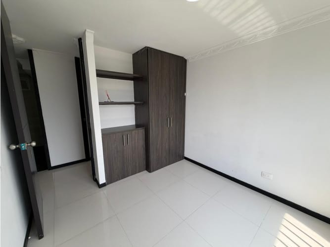 Apartamento de 3 alcobas en venta en Valle Del Lili, Cali, 84 m² · foto 16 de 20