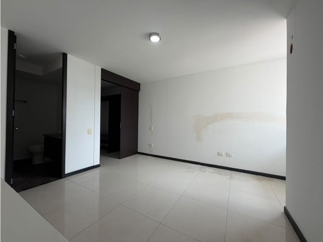 Apartamento en venta en Ciudad Jardin, Cali, 91 m² · foto 11 de 24