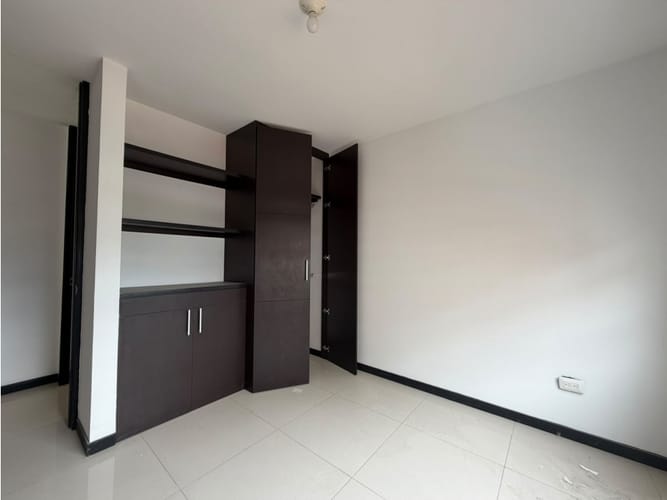 Apartamento en venta en Ciudad Jardin, Cali, 91 m² · foto 17 de 24