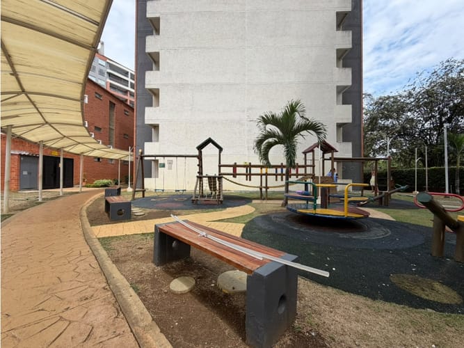 Apartamento en venta en Ciudad Jardin, Cali, 91 m² · foto 19 de 24