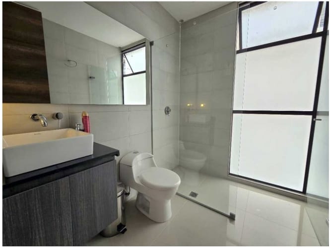 Oficina en venta en Las Lomas No.1, Medellín, 208 m² · foto 7 de 14