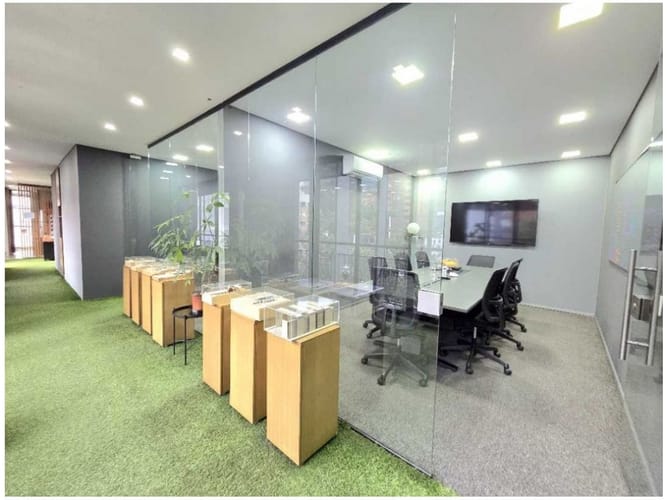 Oficina en venta en Las Lomas No.1, Medellín, 208 m² · foto 10 de 14