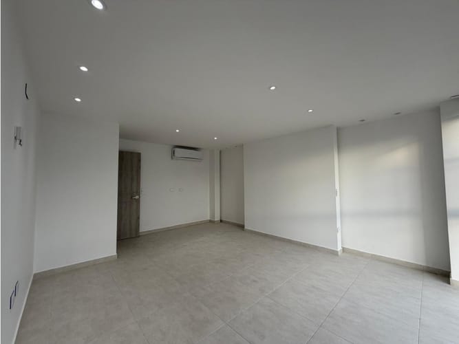 Casa de 3 alcobas en venta en El Castillo, Jamundí, 160 m² · foto 16 de 24