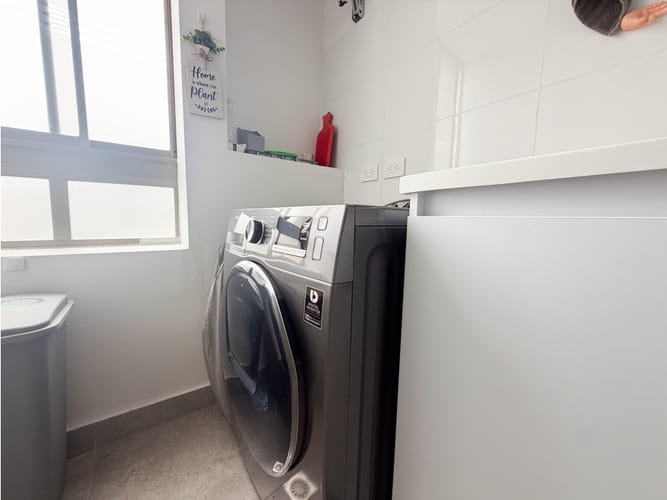 Apartamento de 2 alcobas en venta en Centro Comercial Parque La Colina, Bogotá, 68 m² · foto 7 de 14