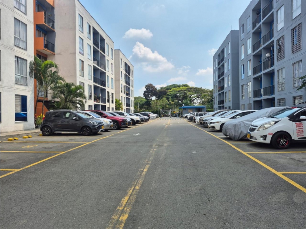 Apartamento en venta en Brisas De Los Alamos, Cali · foto 3 de 24