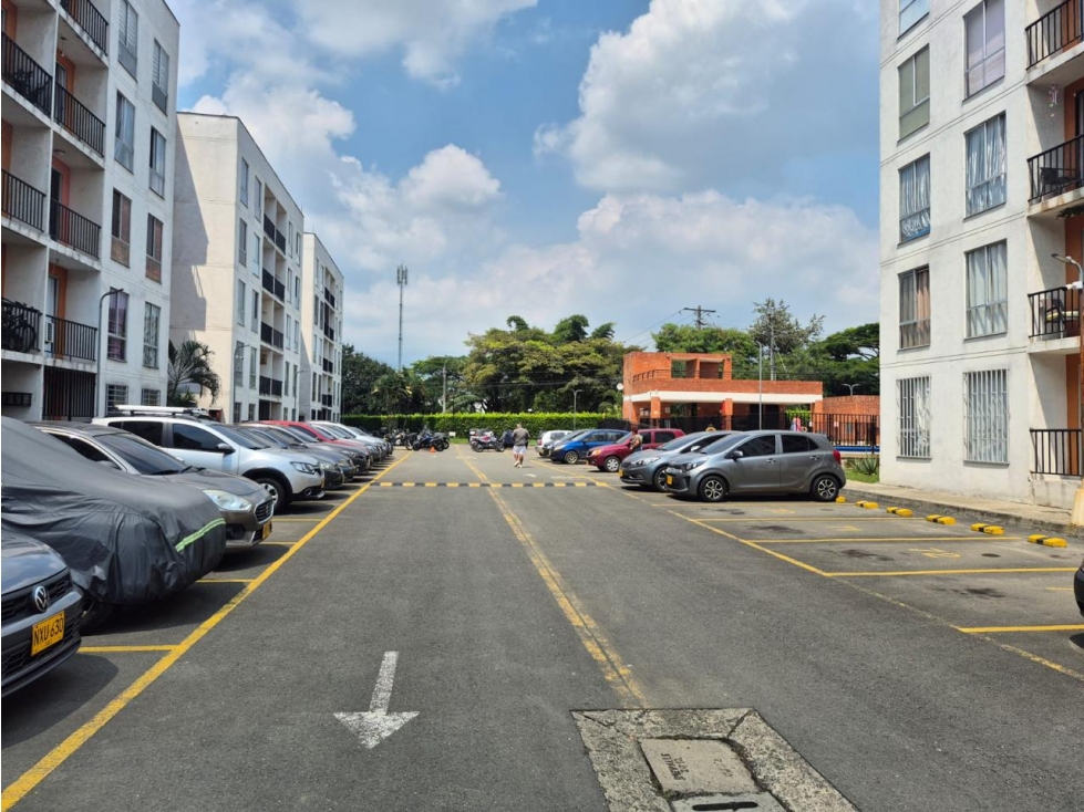 Apartamento en venta en Brisas De Los Alamos, Cali · foto 4 de 24