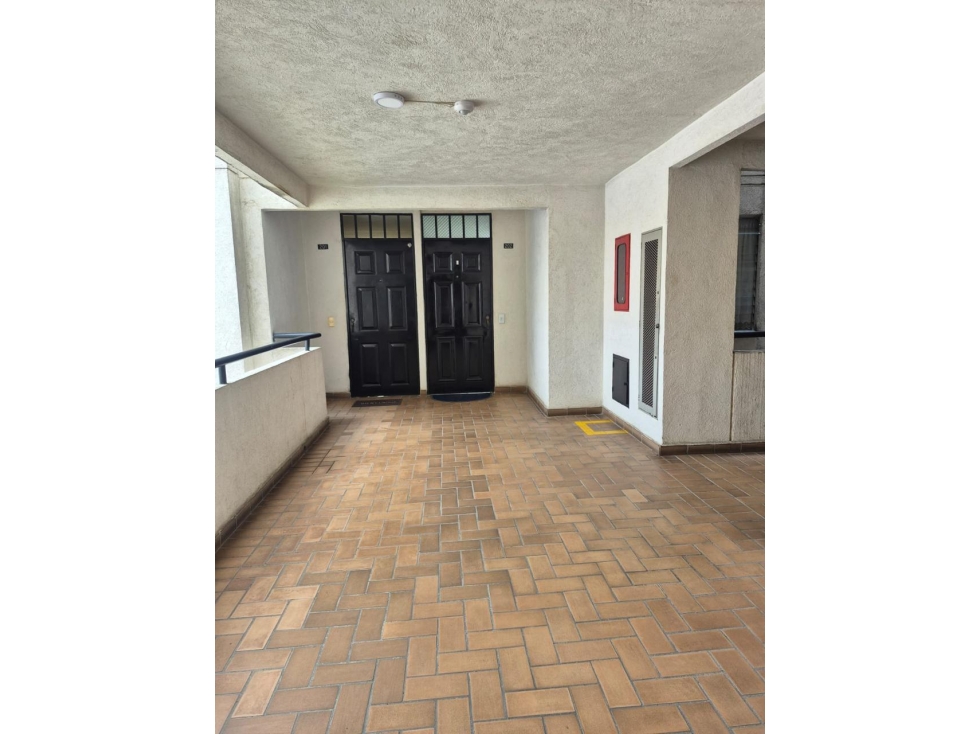 Apartamento en venta en Brisas De Los Alamos, Cali · foto 8 de 24