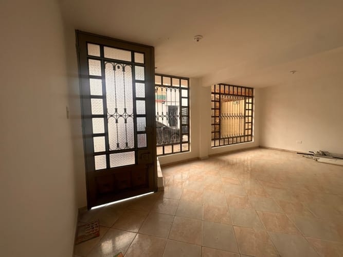 Casa de 4 alcobas en venta en Ub. Serrezuelita, Funza, 145 m² · foto 3 de 24