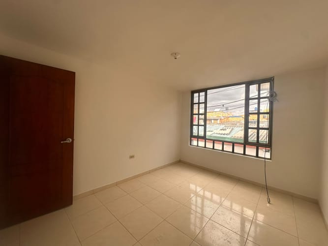 Casa de 4 alcobas en venta en Ub. Serrezuelita, Funza, 145 m² · foto 6 de 24