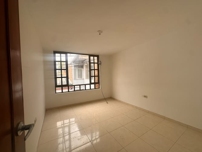 Casa de 4 alcobas en venta en Ub. Serrezuelita, Funza, 145 m² · foto 10 de 24