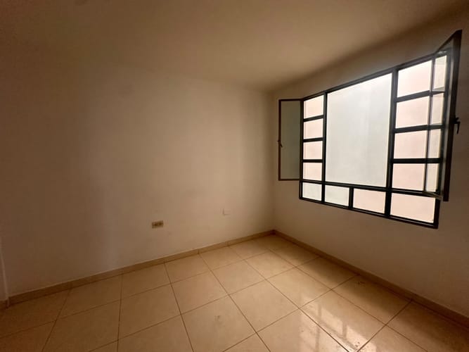 Casa de 4 alcobas en venta en Ub. Serrezuelita, Funza, 145 m² · foto 18 de 24