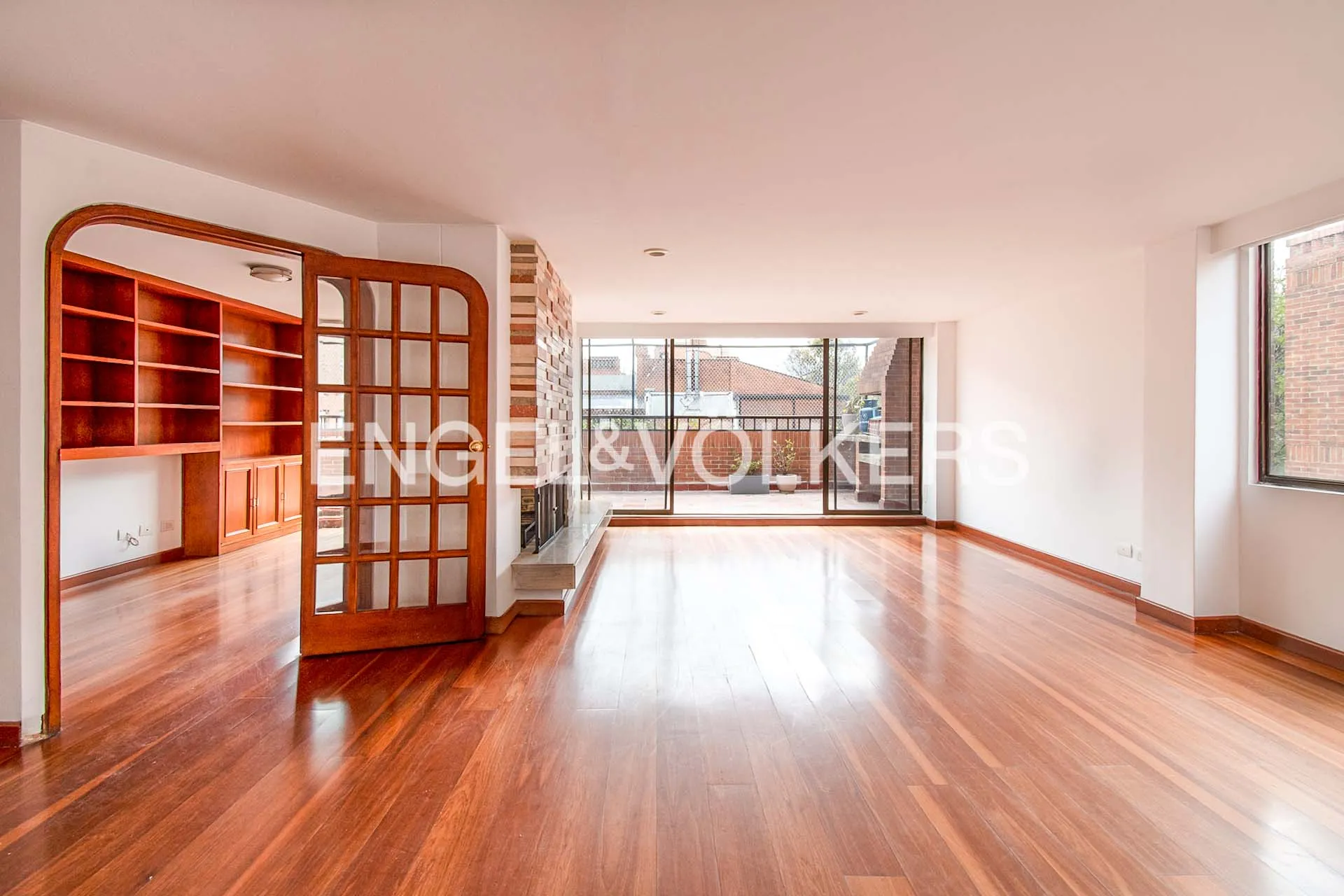 Apartamento en venta en El Chico, Bogotá · foto 2 de 19
