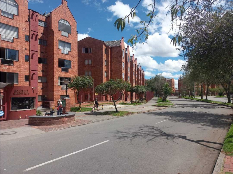 Apartamento en venta en Engativá, Bogotá · foto 2 de 24