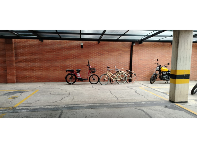 Apartamento de 4 alcobas en venta en Cedritos, Bogotá, 90 m² · foto 5 de 20