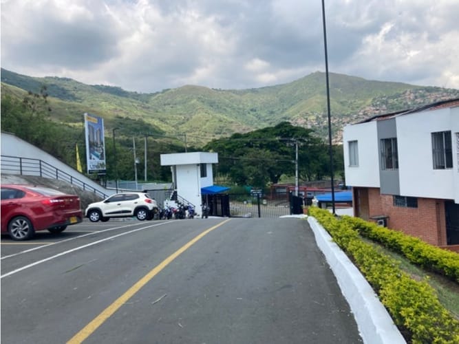 Casa de 3 alcobas en venta en La Flora, Cali, 110 m² · foto 20 de 23