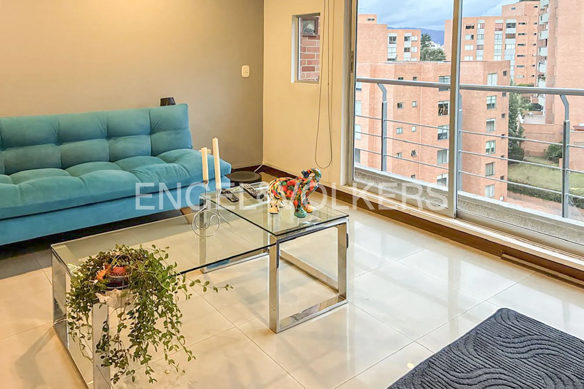 Apartamento en venta en Gratamira, Bogotá · foto 2 de 17