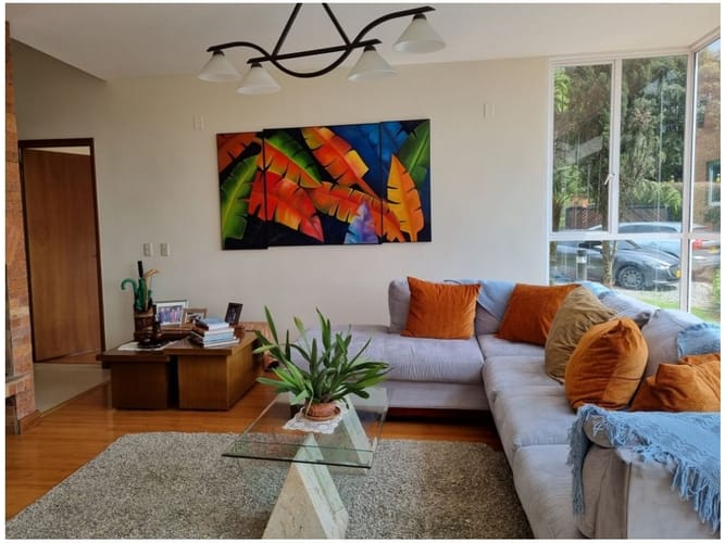 Casa de 4 alcobas en venta en Loma Del Escobero, Medellín, 360 m² · foto 10 de 21