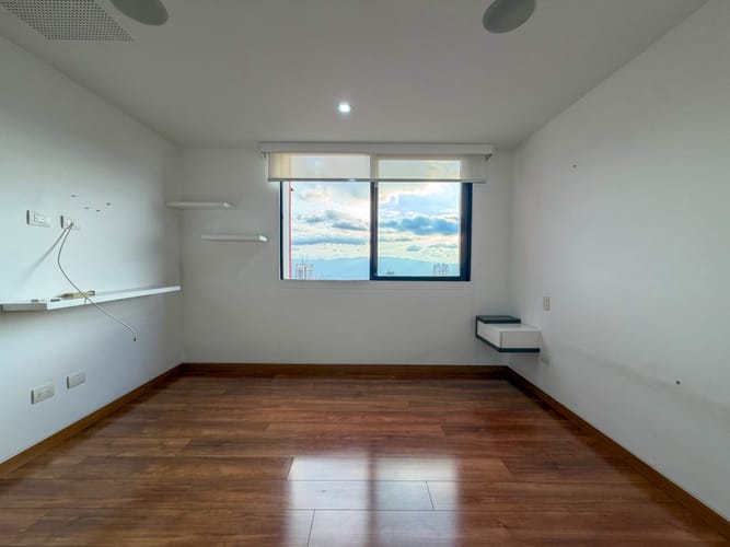 Apartamento de 4 alcobas en venta en Cabecera Del Llano, Bucaramanga, 160 m² · foto 3 de 16