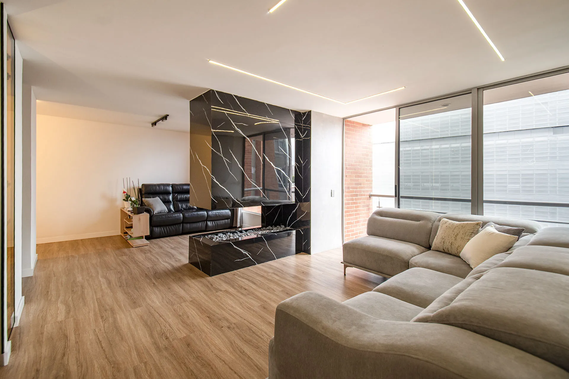 Apartamento en venta en Niza, Bogotá · foto 2 de 20