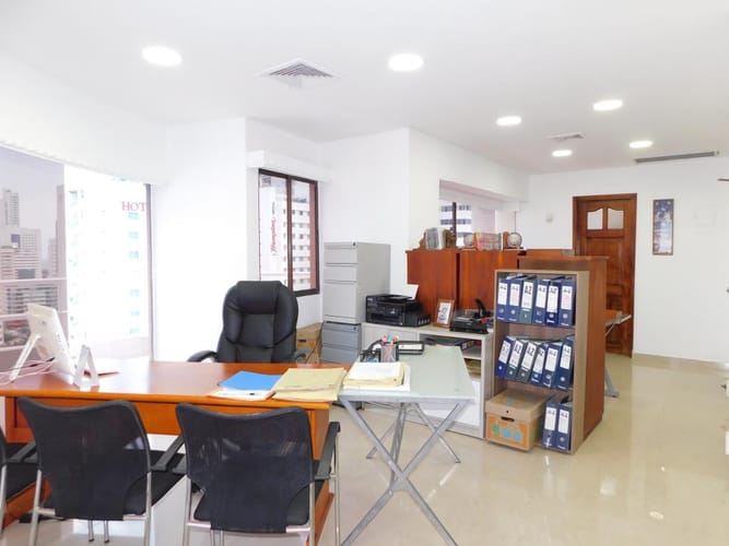 Oficina en arriendo en Bocagrande, Cartagena, 137 m² · foto 7 de 15