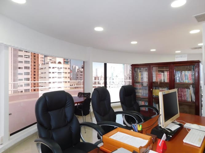 Oficina en arriendo en Bocagrande, Cartagena, 137 m² · foto 8 de 15