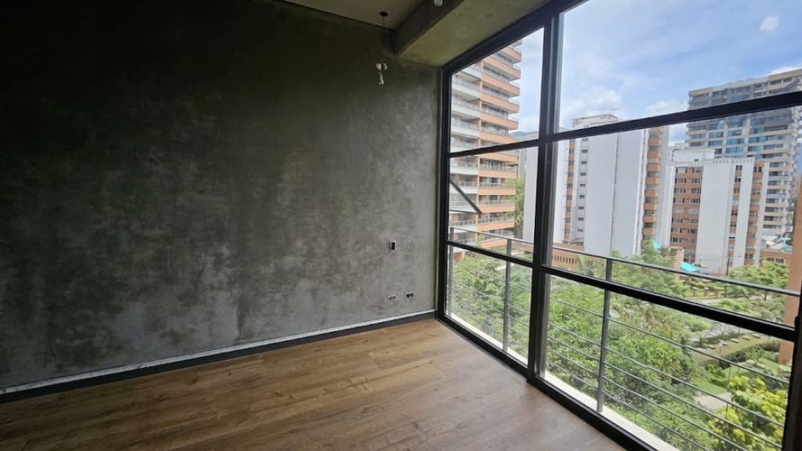 Apartamento en venta en El Poblado, Medellín · foto 6 de 8