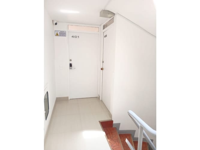 Apartamento de 2 alcobas en venta en Quinta Paredes, Bogotá, 51 m² · foto 2 de 17