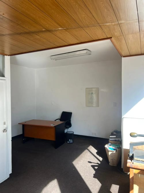 Alquiler Y Venta de Oficina Ambiente Amplio Y Luminoso En Centro · Foto 6