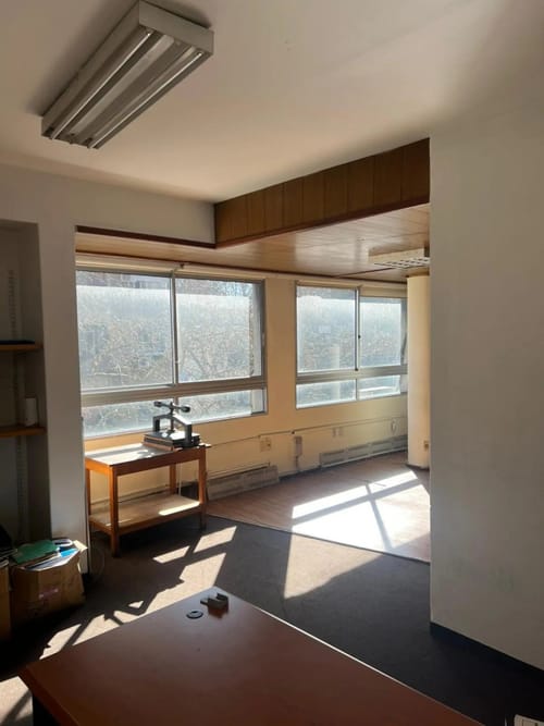 Alquiler Y Venta de Oficina Ambiente Amplio Y Luminoso En Centro · Foto 7