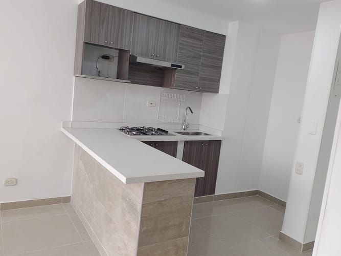 Apartamento de 2 alcobas en venta en Zona Industrial, Yumbo, 60 m² · foto 2 de 12