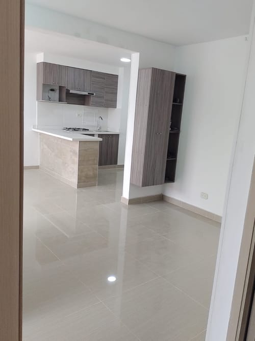 Apartamento de 2 alcobas en venta en Zona Industrial, Yumbo, 60 m² · foto 5 de 12