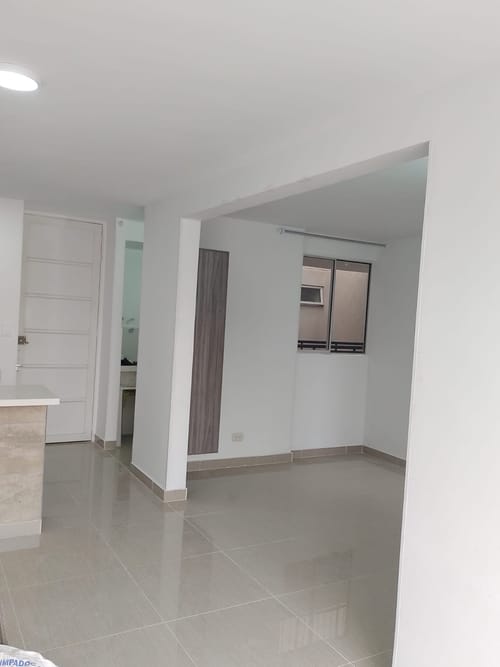 Apartamento de 2 alcobas en venta en Zona Industrial, Yumbo, 60 m² · foto 7 de 12