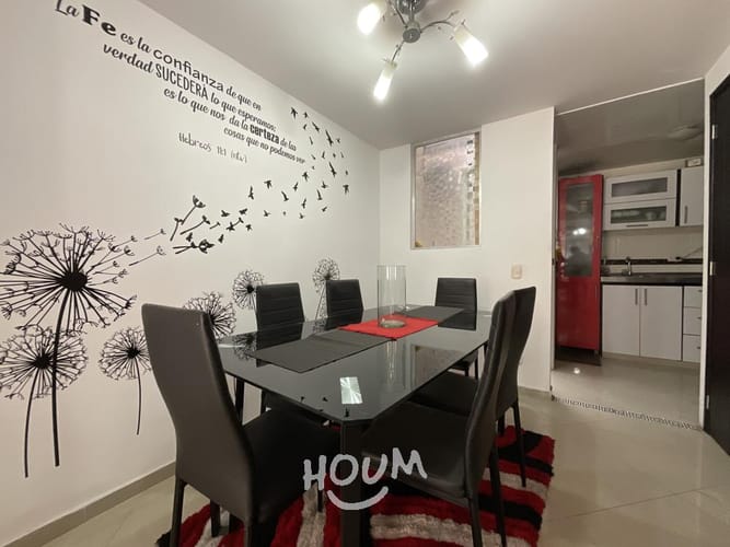 Casa de 3 alcobas en venta en Echavarria, Madrid, 72 m² · foto 2 de 13