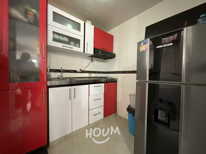 Casa de 3 alcobas en venta en Echavarria, Madrid, 72 m² · foto 3 de 13