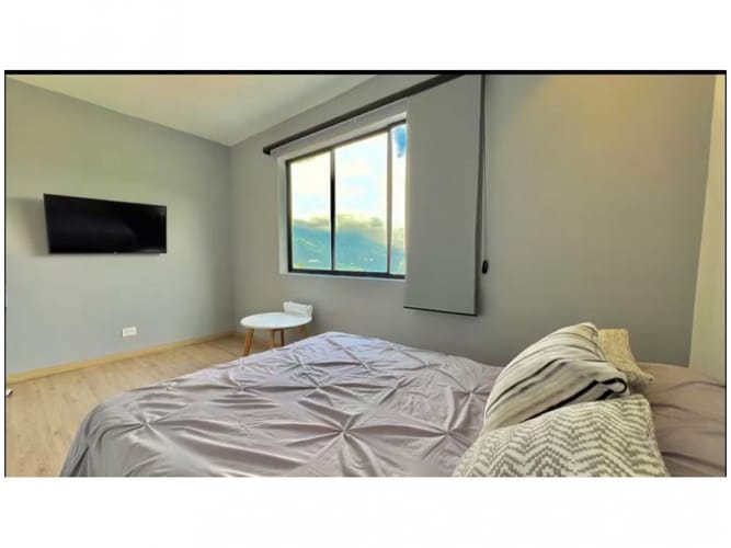 Casa de 5 alcobas en venta en Bello, 380 m² · foto 12 de 19