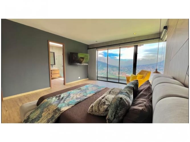Casa de 5 alcobas en venta en Bello, 380 m² · foto 14 de 19