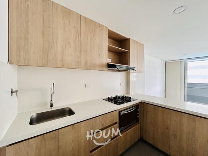 Apartamento de 4 alcobas en venta en El Poblado, Medellín, 83 m² · foto 8 de 24