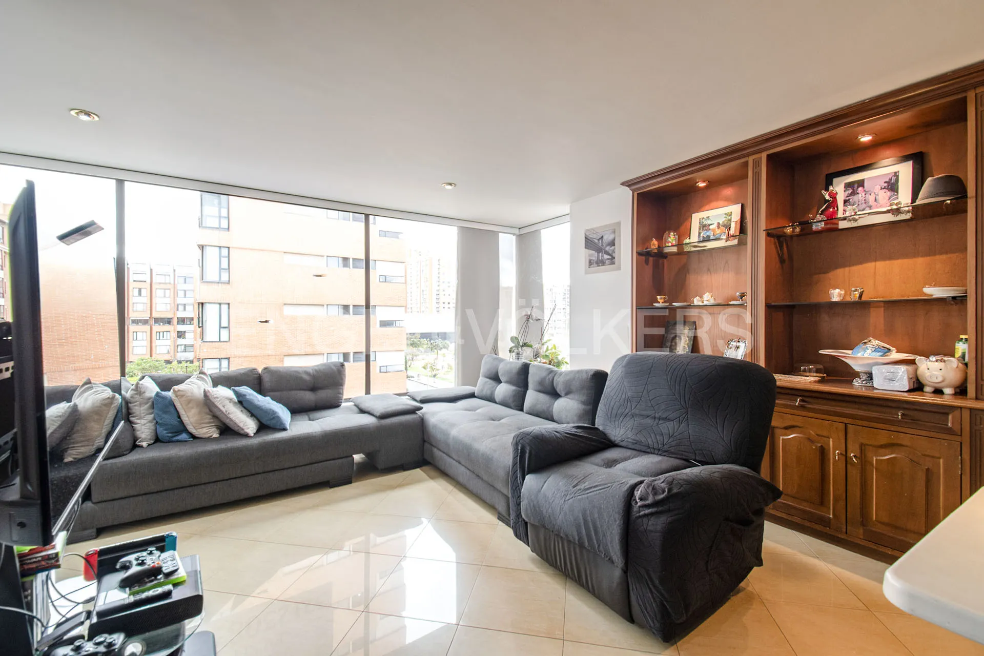 Apartamento en venta en Colina Campestre, Bogotá · foto 2 de 17