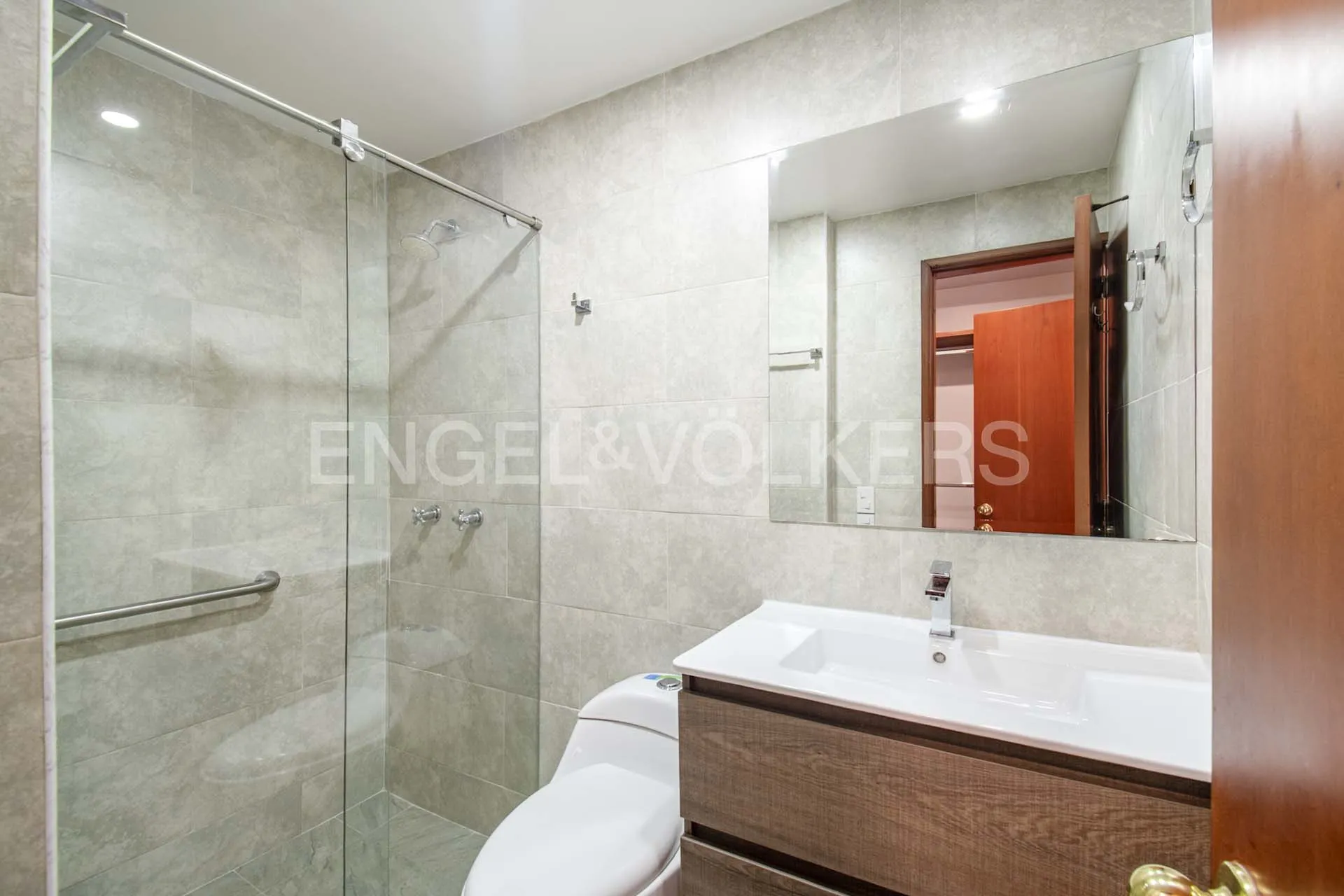 Apartamento en venta en Chicó Navarra, Bogotá · foto 17 de 17