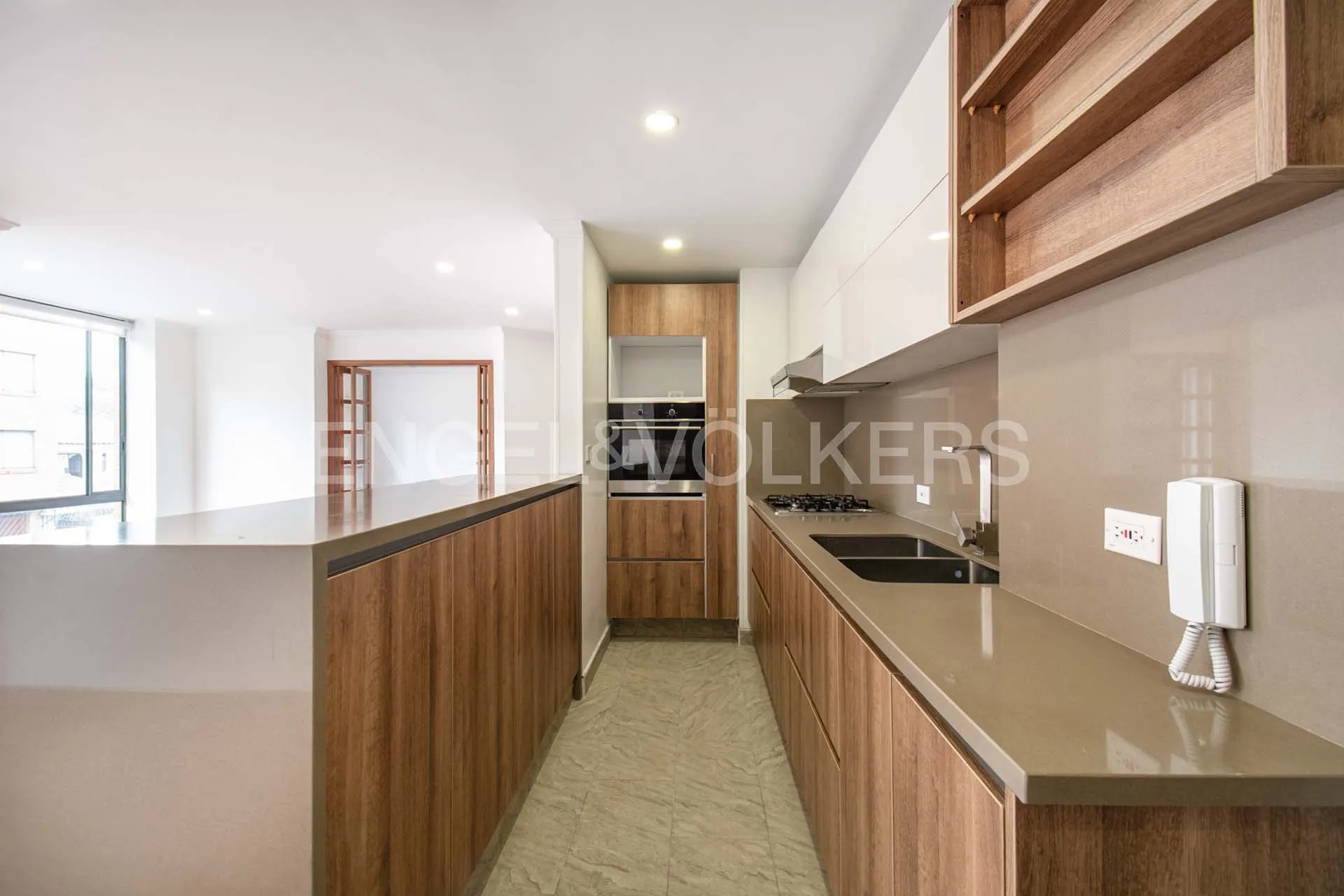 Apartamento en venta en Chicó Navarra, Bogotá · foto 6 de 17