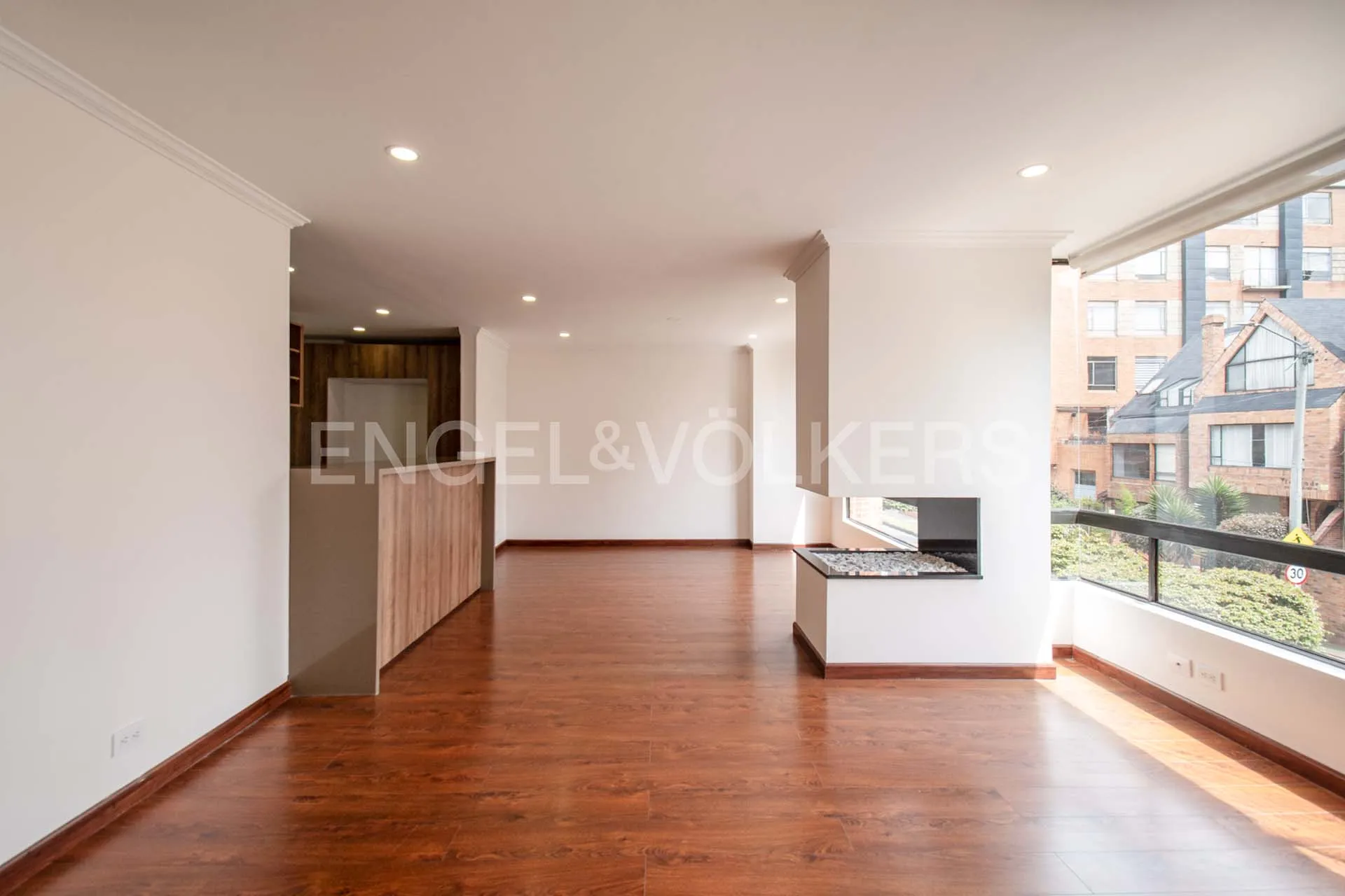 Apartamento en venta en Chicó Navarra, Bogotá · foto 2 de 17