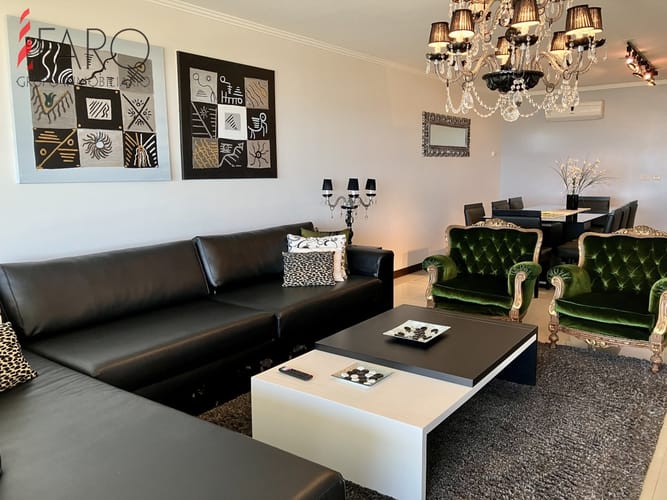 Apartamento en Brava 3 dormitorios y dependencia con terraza y cochera doble · Foto 7